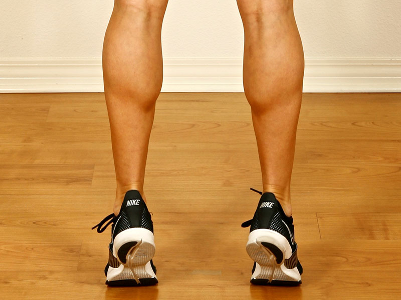 Come allenare e sviluppare i polpacci: esercizi a casa e in palestra